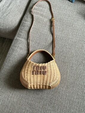 Woven Straw Crossbody Bag with Leather Strap - Natural Tan